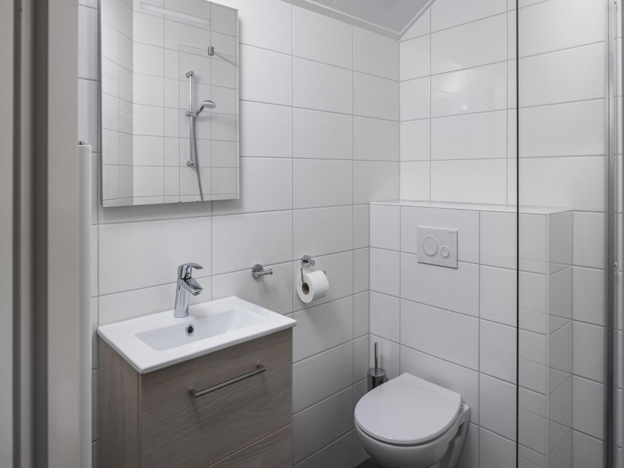Vakantiehuis Restyled With Dishwasher, Near
