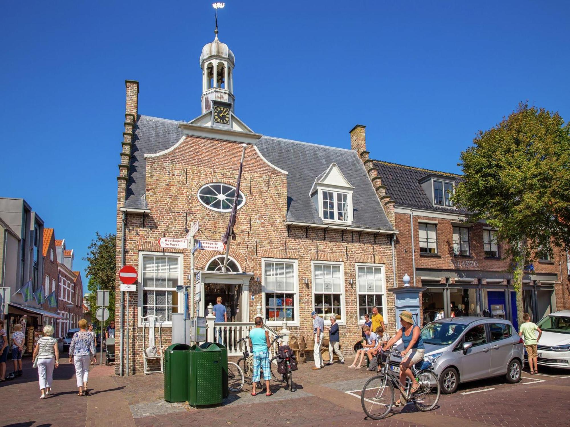 Restyled With Dishwasher, Near Vakantiehuis